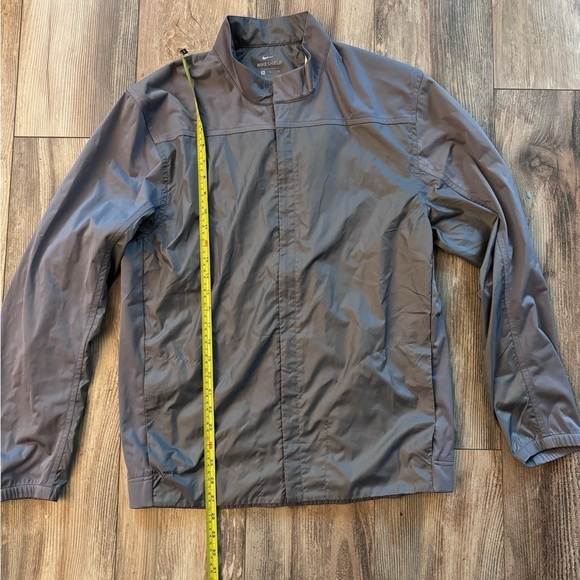 Nike Other - Nike Shield Softshell Jacket Men Size M Full Zip Color Grey 2 Pockets Polyester